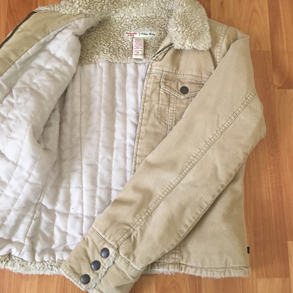 {a&f} jacket - Picture 6 of 8